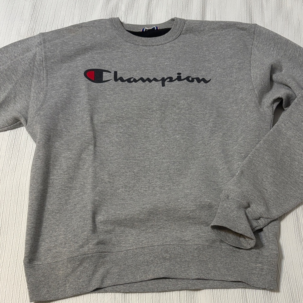 Champion Crewneck Gray Sweatshirt